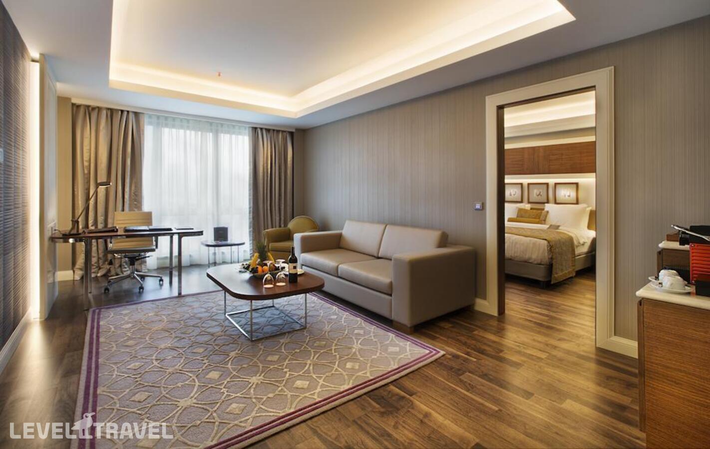 фотографии номера Представительский люкс отеля Dedeman Bostanci Istanbul Hotel & Convention Centre в Турция(Аташехир) - фото №4