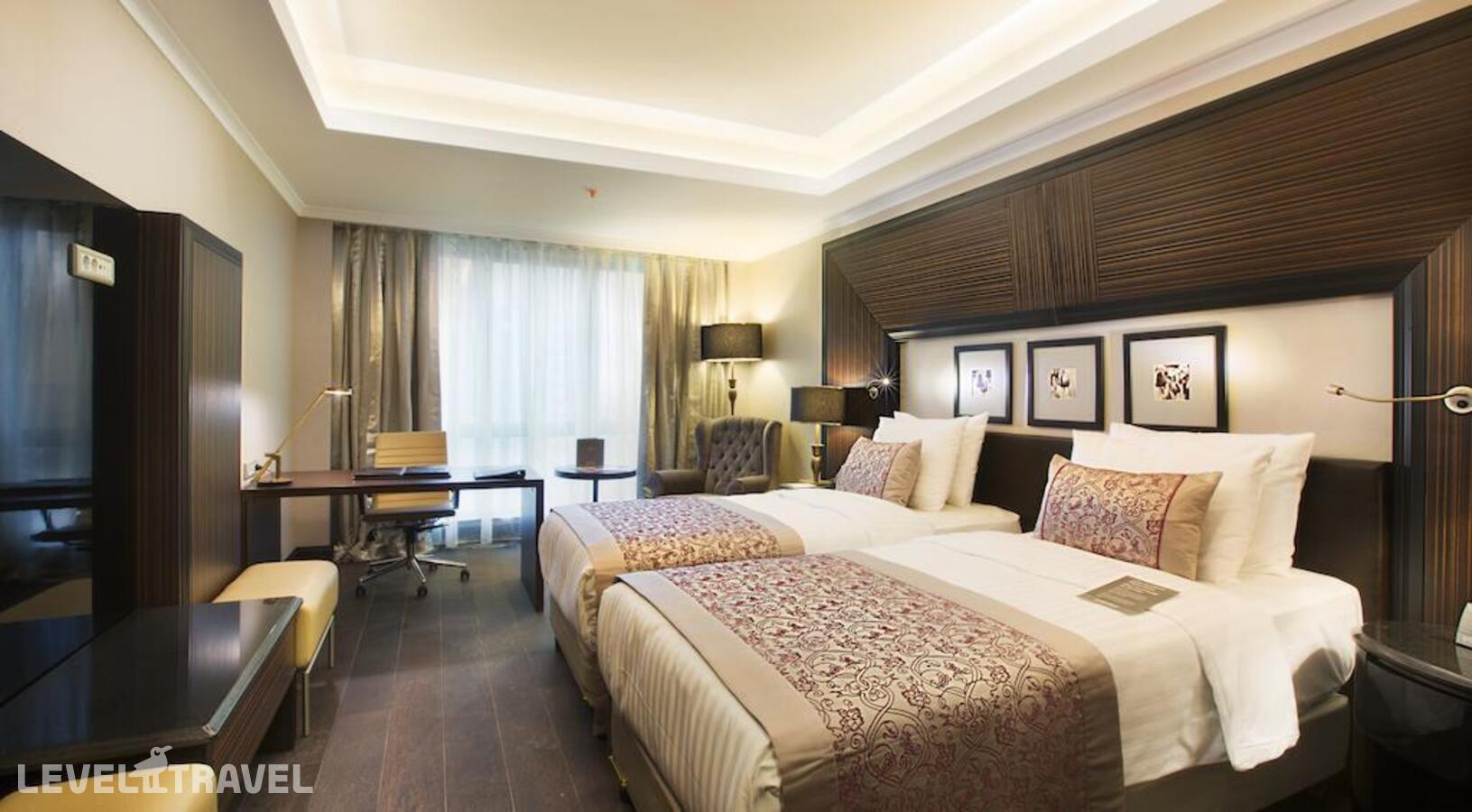фотографии номера Представительский номер отеля Dedeman Bostanci Istanbul Hotel & Convention Centre в Турция(Аташехир) - фото №5