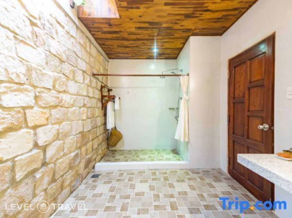 фотографии номера Делюкс с частичным видом на море отеля Phu Quoc Eco Beach Resort в Вьетнам(Фукуок) - фото №8