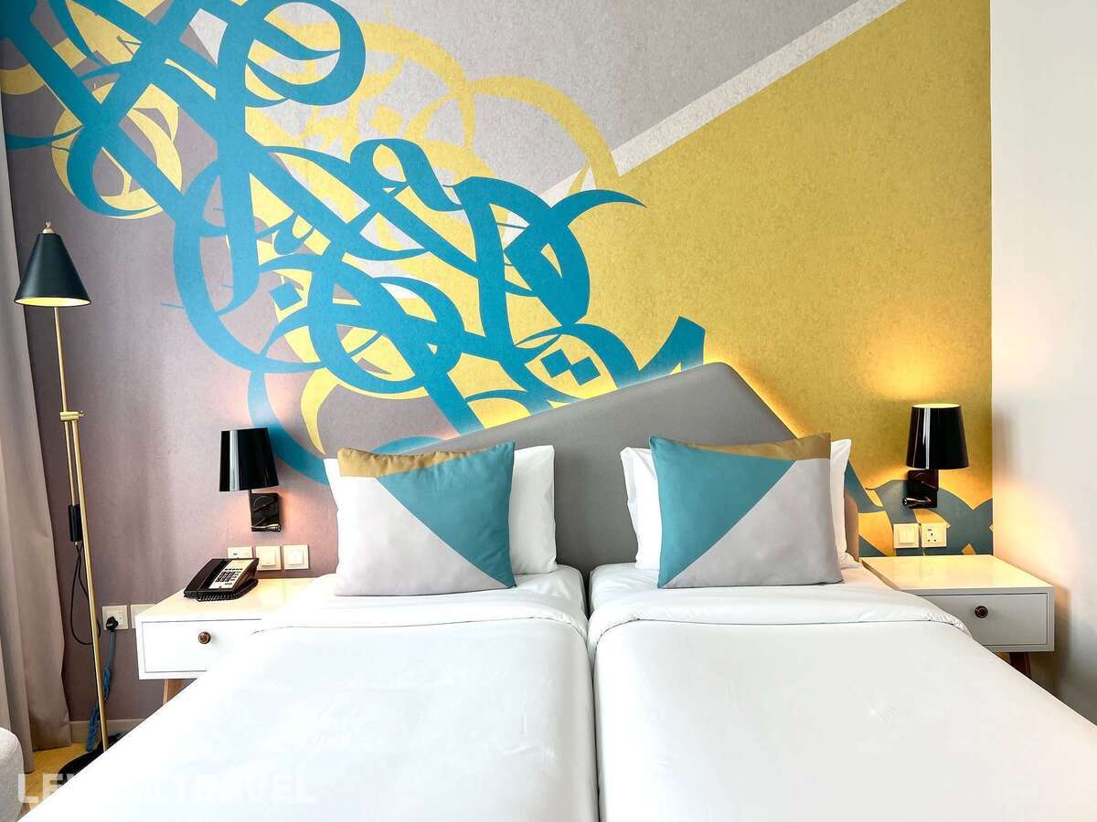 фотографии номера Стандартный (две односпальные кровати) отеля Ibis Styles Dubai Deira в ОАЭ(Дейра) - фото №1