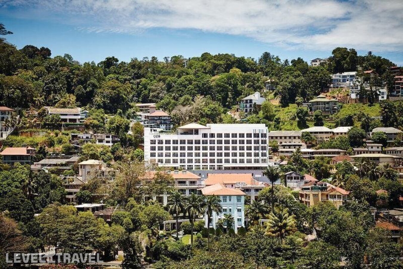 фотографии номера Люкс Lake отеля Radisson Hotel Kandy в Шри-Ланка(Канди) - фото №3