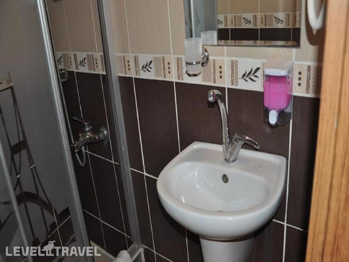 фотографии номера Стандартный номер отеля Kaya Madrid Hotel в Турция(Фатих) - фото №3