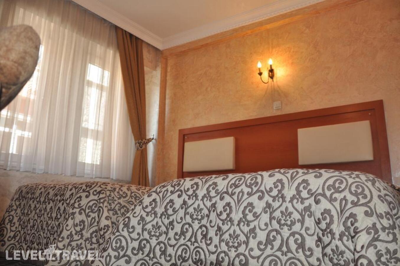 фотографии номера Стандартный номер отеля Kaya Madrid Hotel в Турция(Фатих) - фото №4