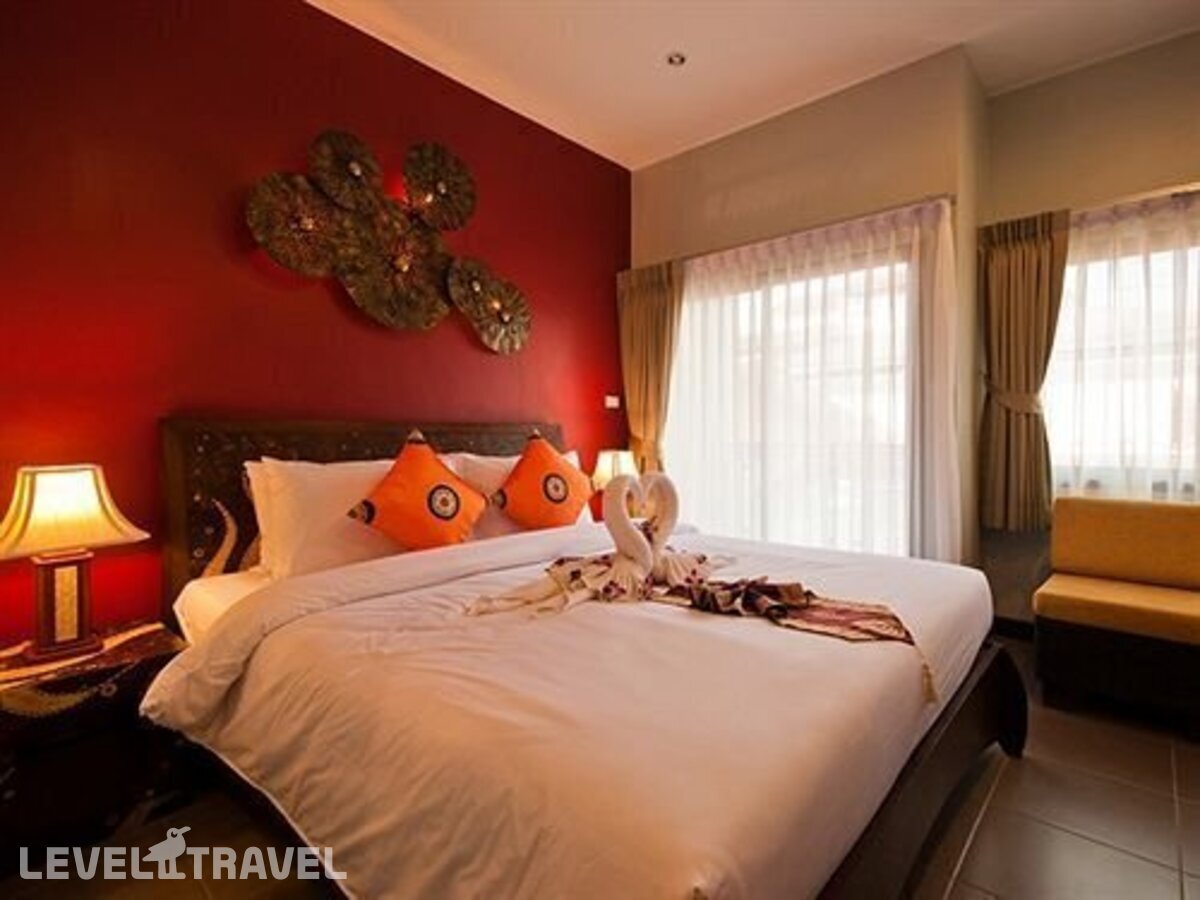 фотографии номера Делюкс с балконом отеля You Dee Hotel Patong (Ex. Meir Jarr Hotel) в Таиланд(Патонг Бич) - фото №17
