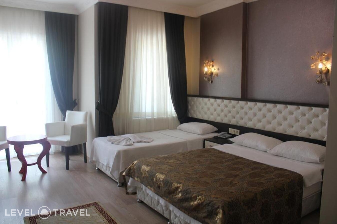 фотографии номера Трехместный номер отеля Broken Column Hotel в Турция(Фатих) - фото №1