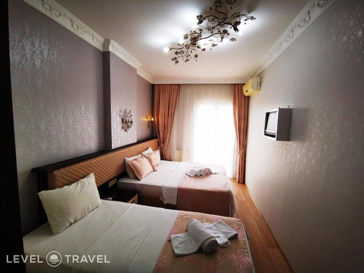 фотографии номера Трехместный номер отеля Broken Column Hotel в Турция(Фатих) - фото №19
