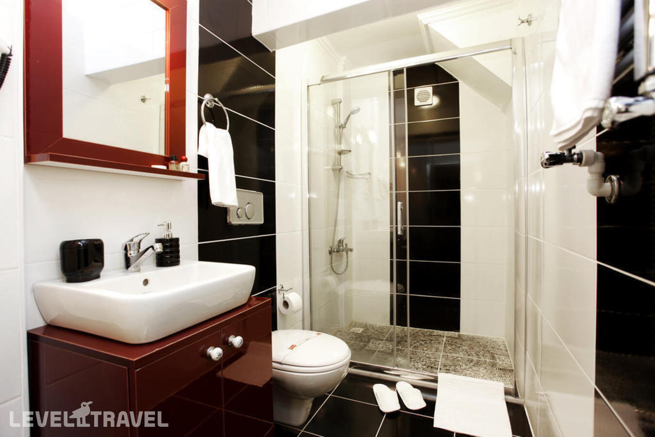 фотографии номера Трехместный номер отеля Spinel Hotel в Турция(Фатих) - фото №4