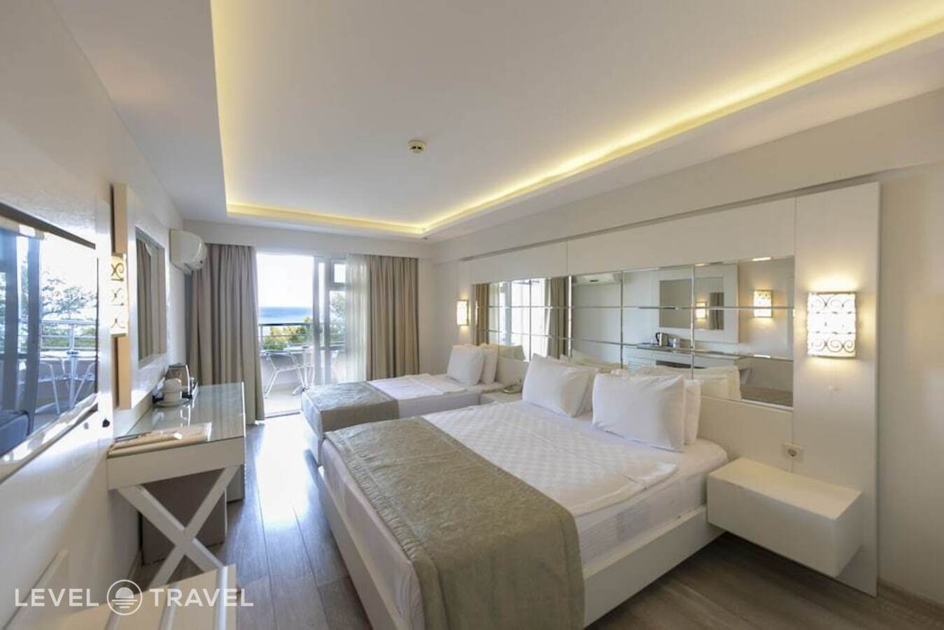 фотографии номера Премиум с видом на море отеля Mavi Deniz Otel в Турция(Турунч) - фото №1