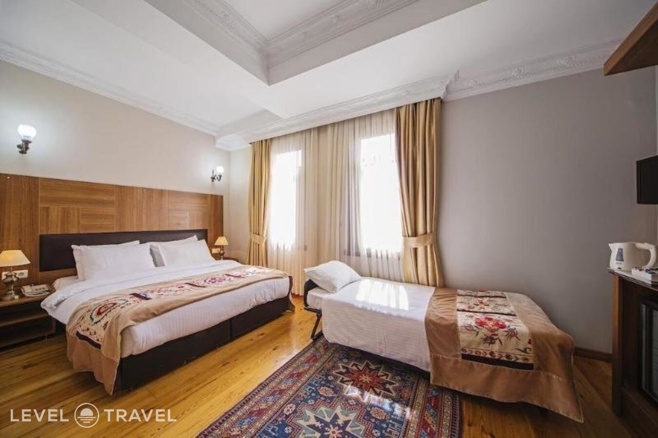фотографии номера Трехместный номер отеля Hippodrome Hotel в Турция(Фатих) - фото №10