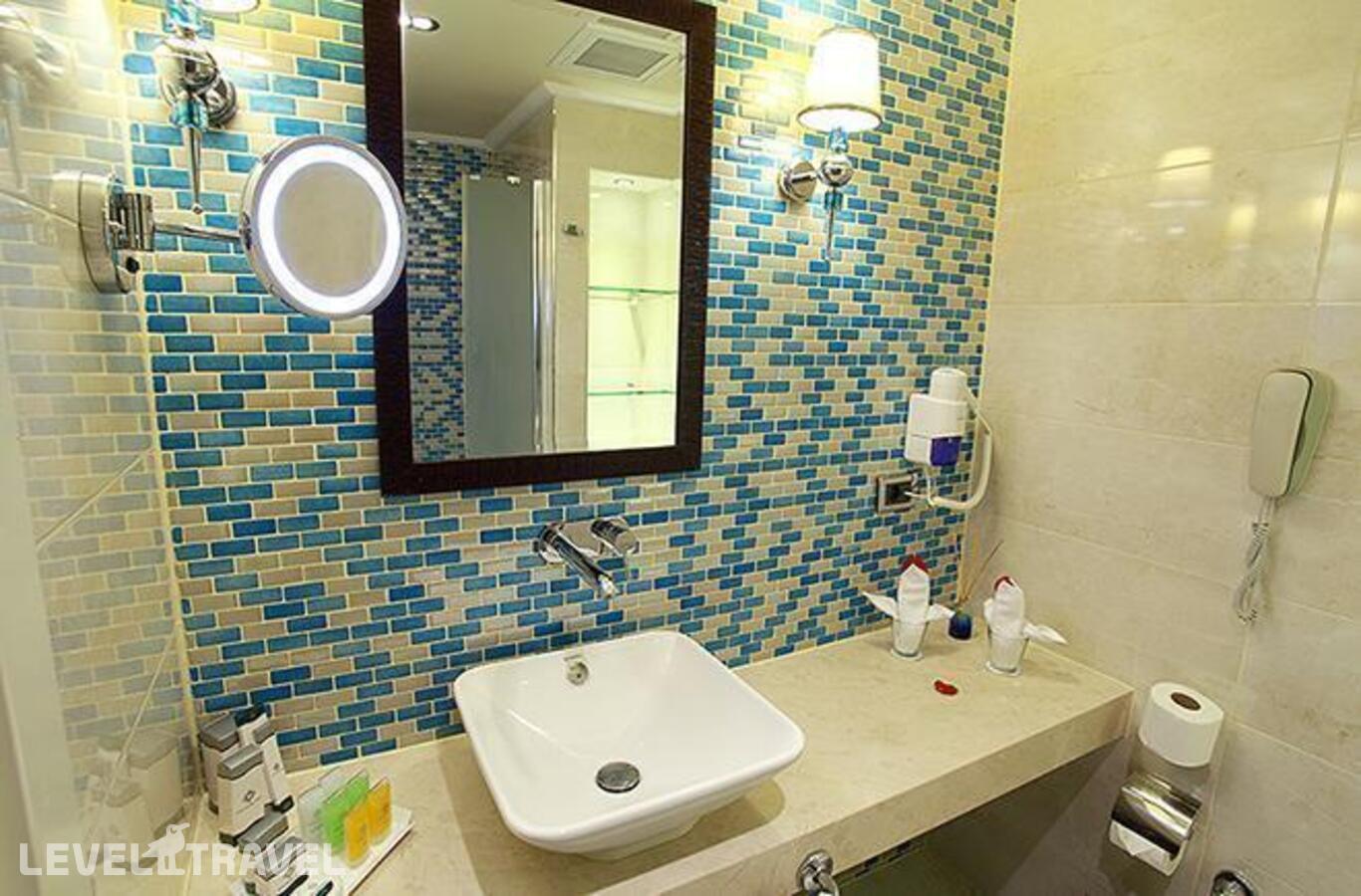 фотографии номера Люкс отеля Grand Durmaz Hotel в Турция(Фатих) - фото №5