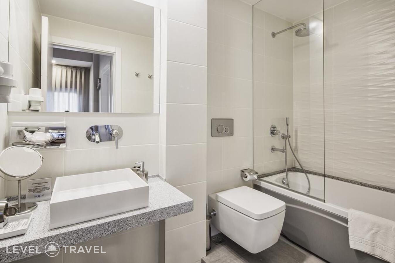 фотографии номера Полулюкс отеля Taxim Suites Hotel в Турция(Бейоглу) - фото №4