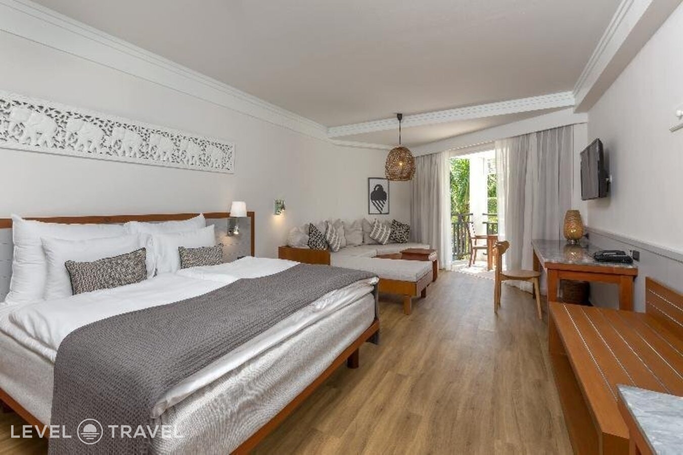 фотографии номера Стандартный номер отеля Sunwing Resort & Spa Bangtao Beach в Таиланд(Банг Тао Бич) - фото №1