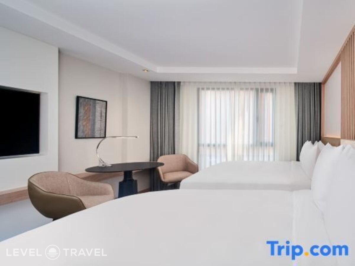 фотографии номера Улучшенный с видом на город отеля Courtyard By Marriott North Pattaya в Таиланд(Наклуа) - фото №5
