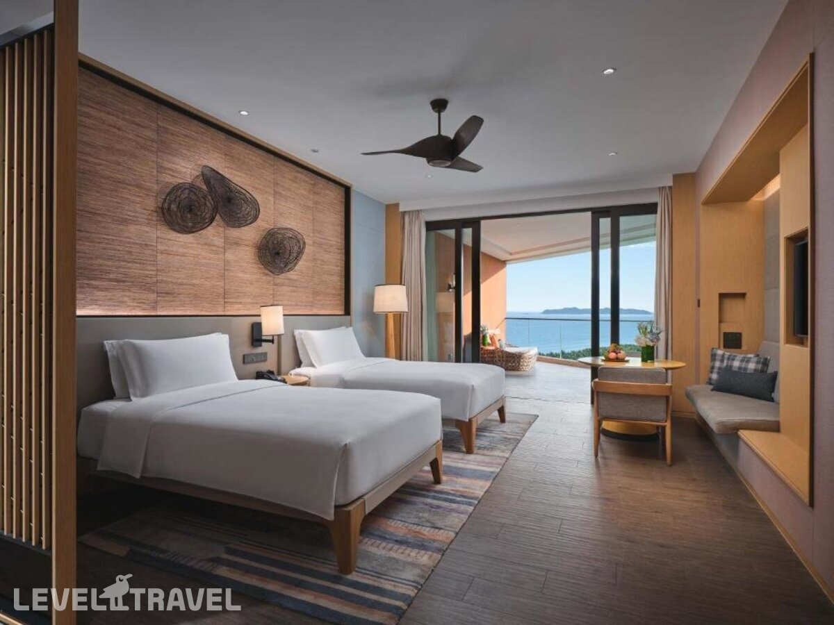 фотографии номера Делюкс с видом на океан отеля Crowne Plaza Sanya Haitang Bay Resort, An Ihg Hotel в Китай(Хайтанг Бэй) - фото №2