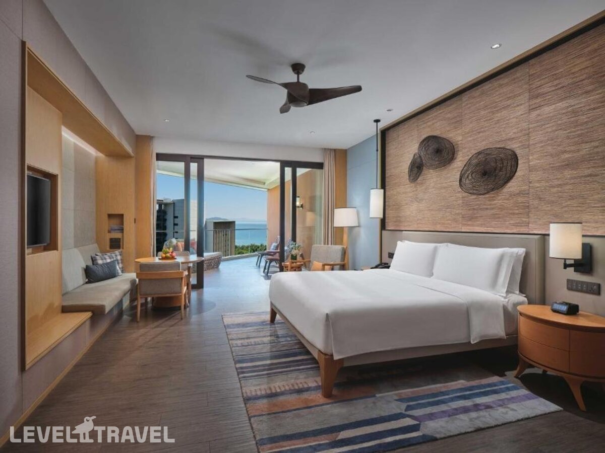 фотографии номера Делюкс с видом на океан отеля Crowne Plaza Sanya Haitang Bay Resort, An Ihg Hotel в Китай(Хайтанг Бэй) - фото №1