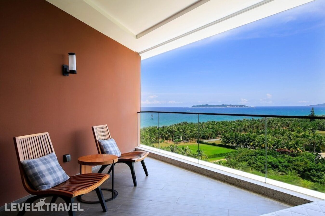 фотографии номера Стандартный с видом на океан отеля Crowne Plaza Sanya Haitang Bay Resort, An Ihg Hotel в Китай(Хайтанг Бэй) - фото №7