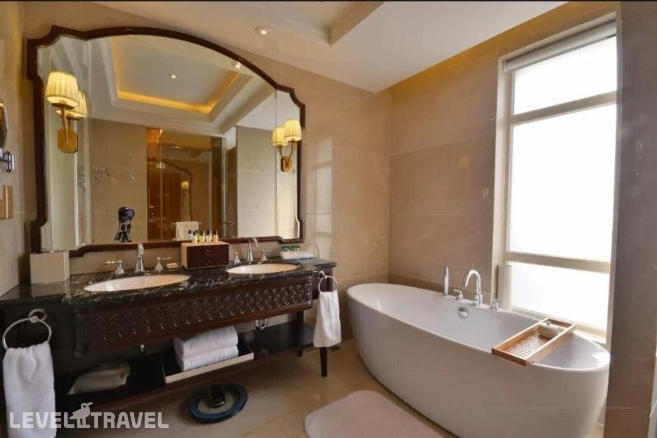 фотографии номера Улучшенный номер отеля Guyi Jade Eco-Wellness Hotel (Ex. Urban Island Hotel Shanghai) в Китай(Шанхай) - фото №2