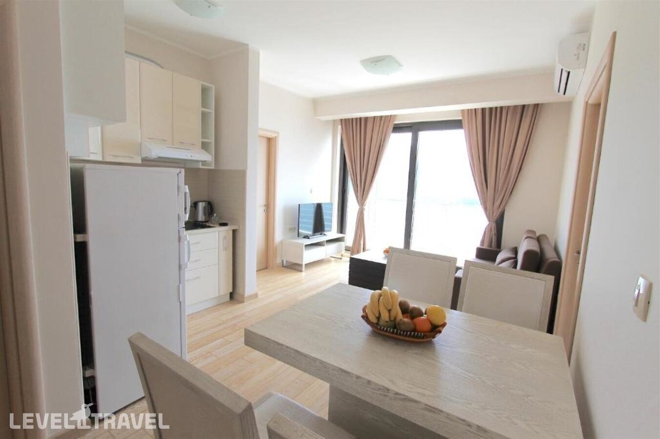 фотографии номера Апартаменты (2 комнаты) отеля Apartments Aqua в Черногория(Будва) - фото №7