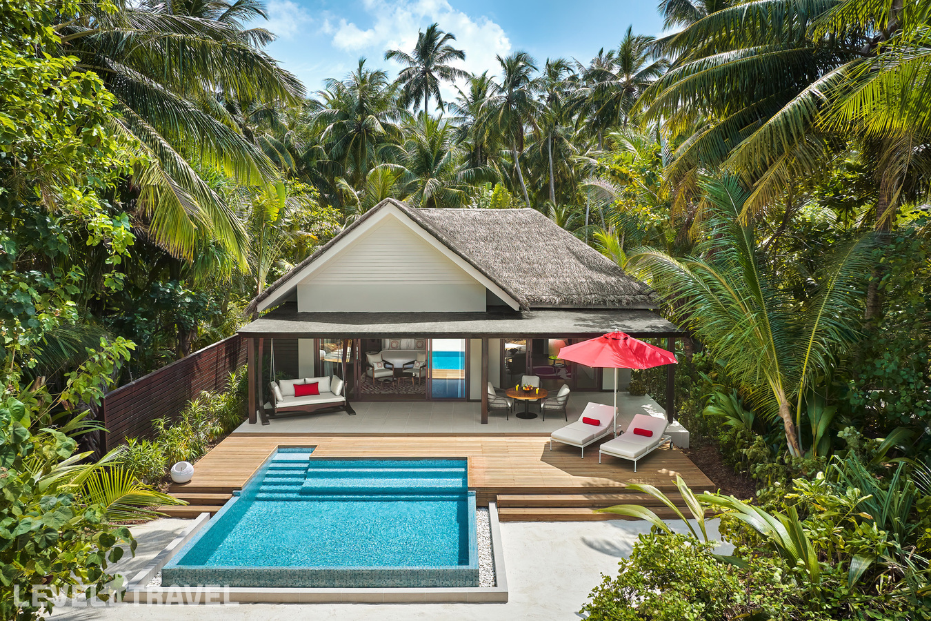 фотографии номера Семейная пляжная вилла с бассейном отеля Niyama Private Islands Maldives в Мальдивы(Даалу Атолл) - фото №2