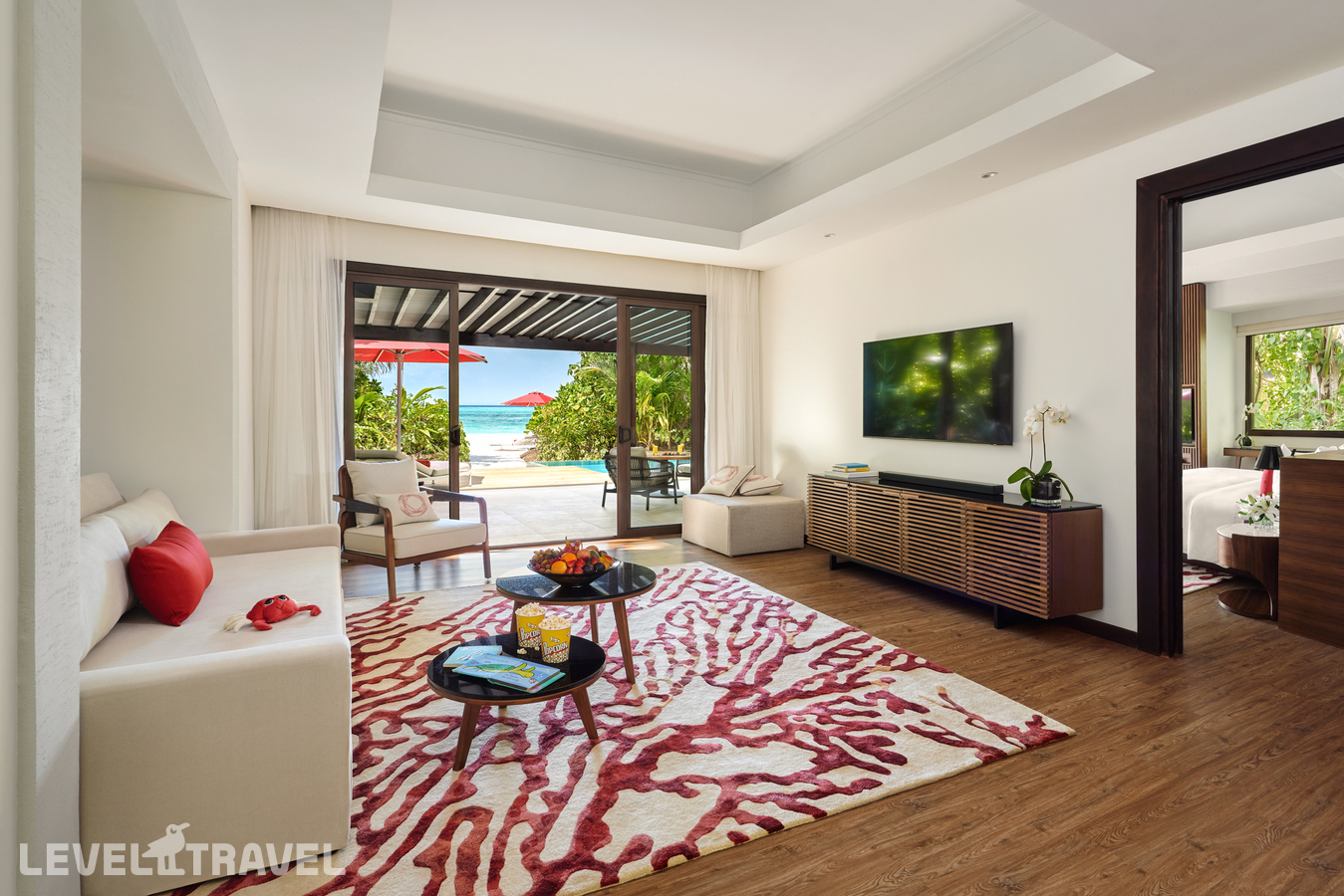 фотографии номера Семейная пляжная вилла с бассейном отеля Niyama Private Islands Maldives в Мальдивы(Даалу Атолл) - фото №7