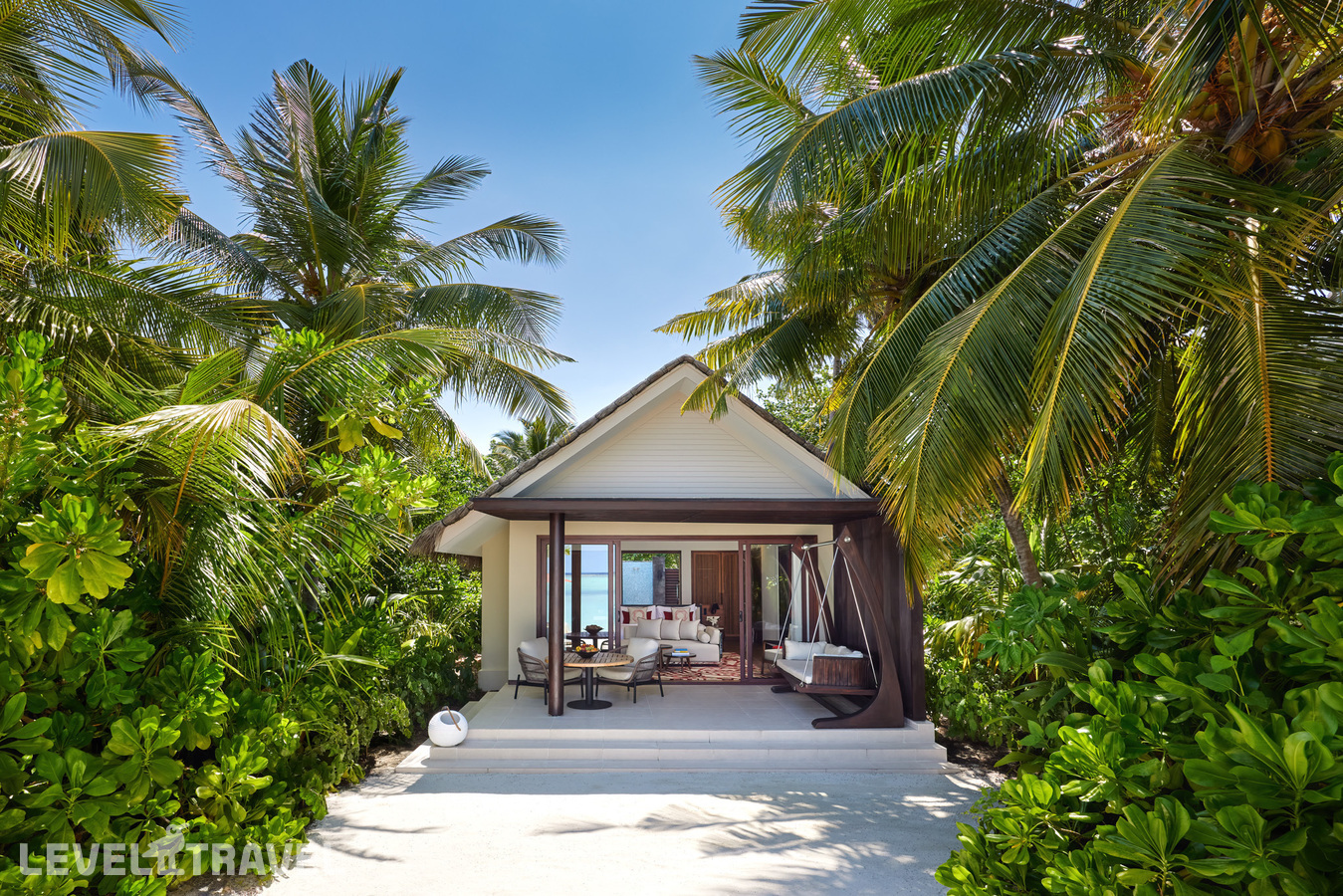 фотографии номера Пляжная вилла отеля Niyama Private Islands Maldives в Мальдивы(Даалу Атолл) - фото №1