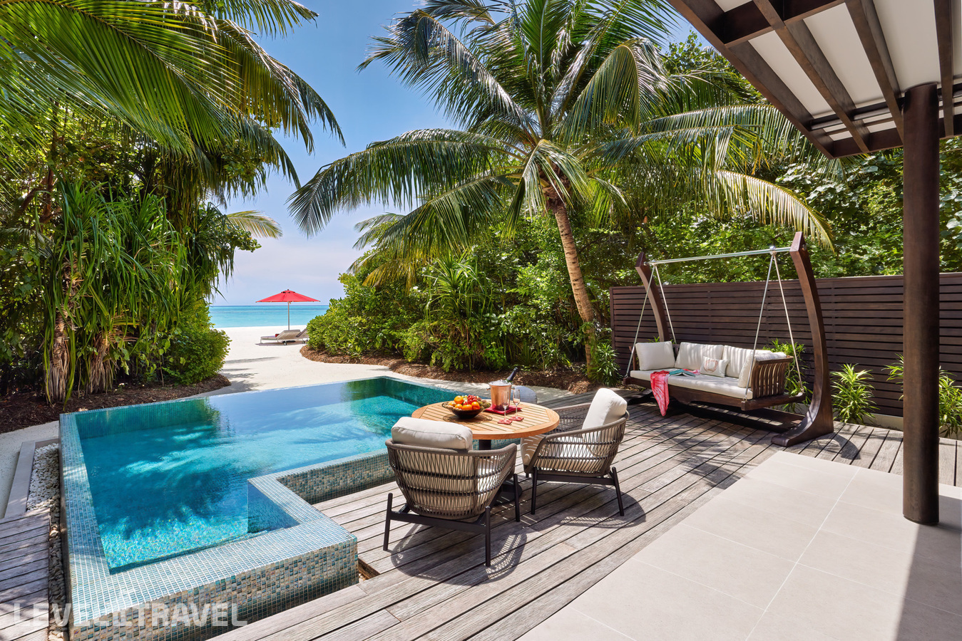 фотографии номера Пляжная вилла с бассейном отеля Niyama Private Islands Maldives в Мальдивы(Даалу Атолл) - фото №2