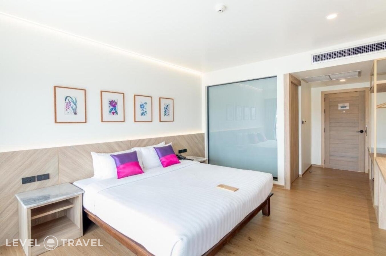 фотографии номера Делюкс с видом на море (две односпальные кровати) отеля Orchidacea Resort Kata Beach в Таиланд(Ката Бич) - фото №30