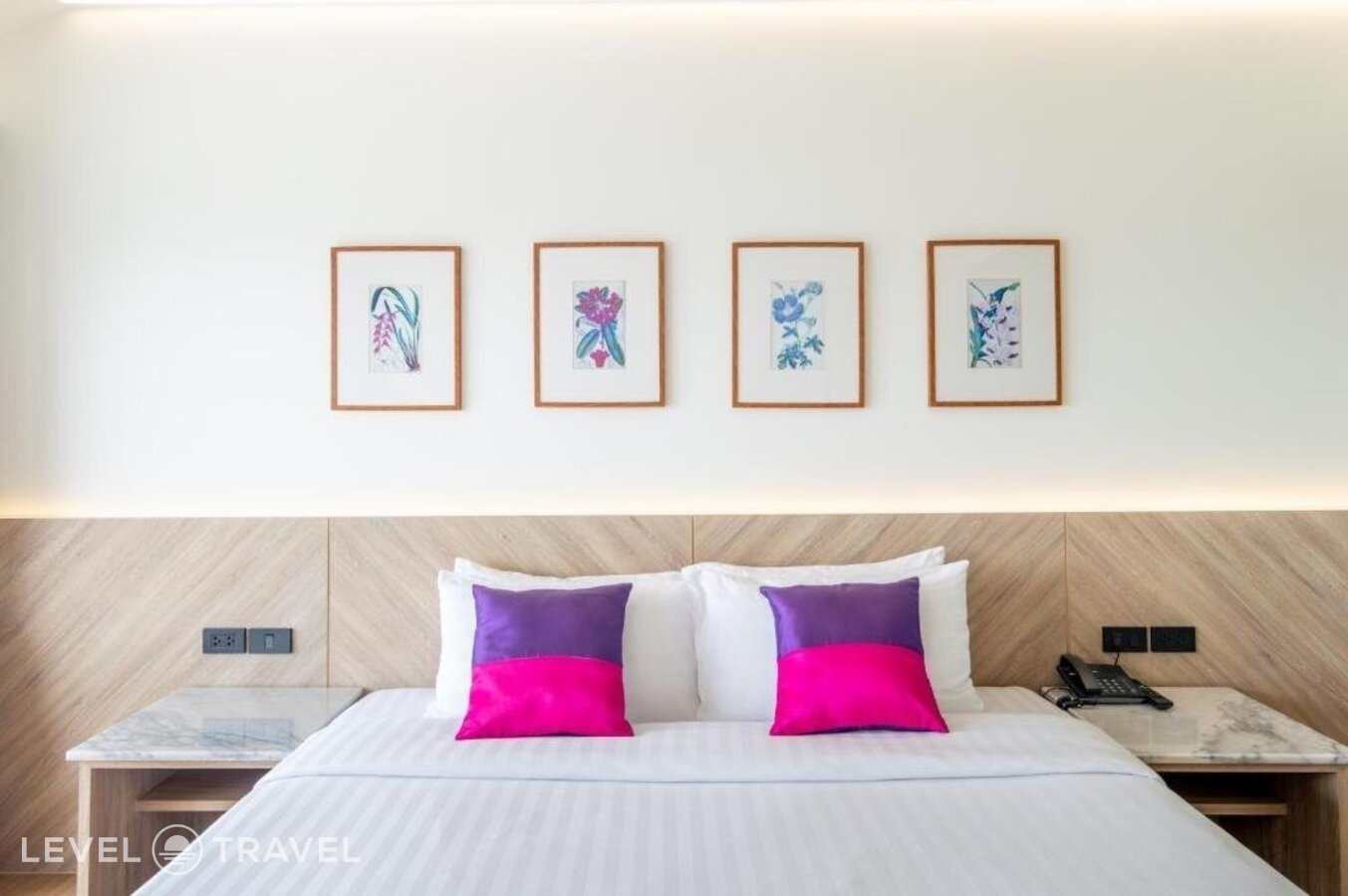 фотографии номера Делюкс с видом на море (две односпальные кровати) отеля Orchidacea Resort Kata Beach в Таиланд(Ката Бич) - фото №18