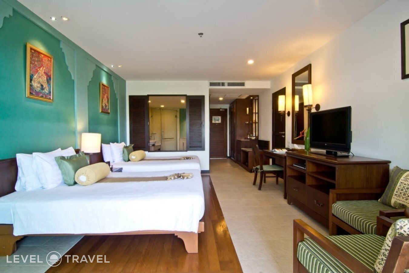 фотографии номера Четырехместный делюкс отеля Ravindra Beach Resort & Spa в Таиланд(Джомтьен) - фото №4