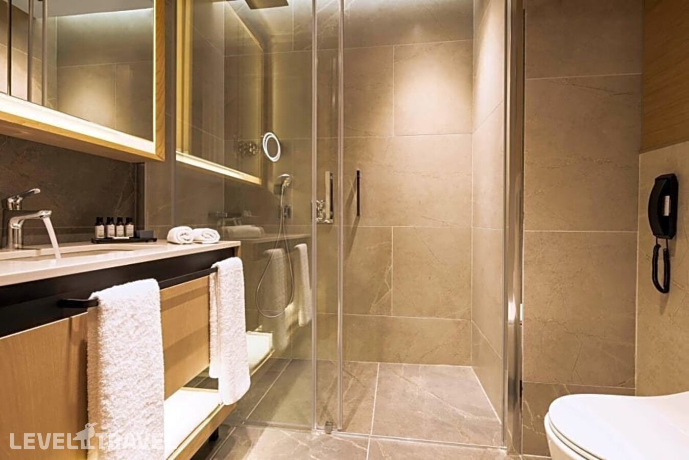 фотографии номера Улучшенные апартаменты отеля Movenpick Living Istanbul Camlivadi в Турция(Кягытхане) - фото №13