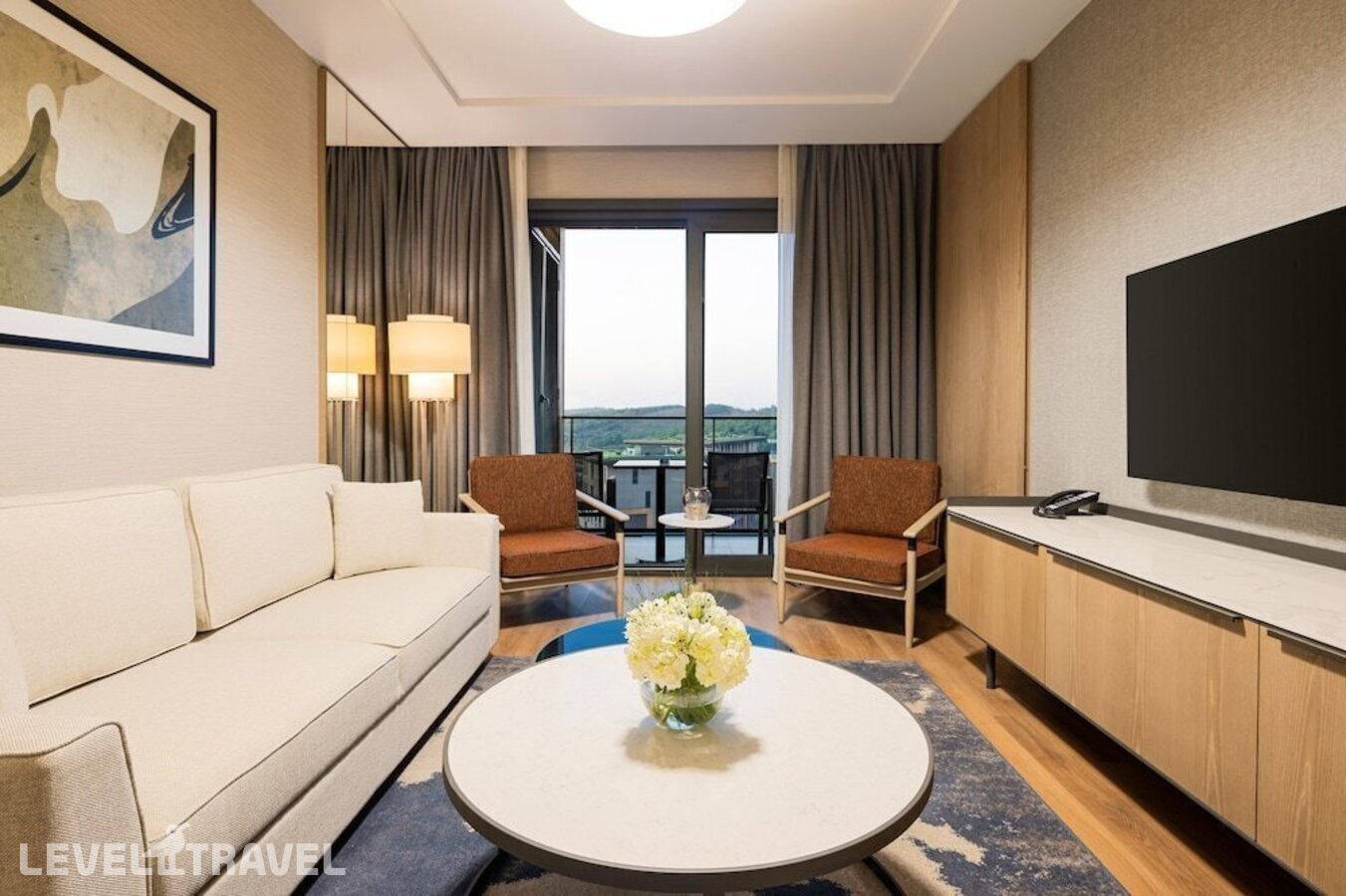 фотографии номера Улучшенные апартаменты отеля Movenpick Living Istanbul Camlivadi в Турция(Кягытхане) - фото №10
