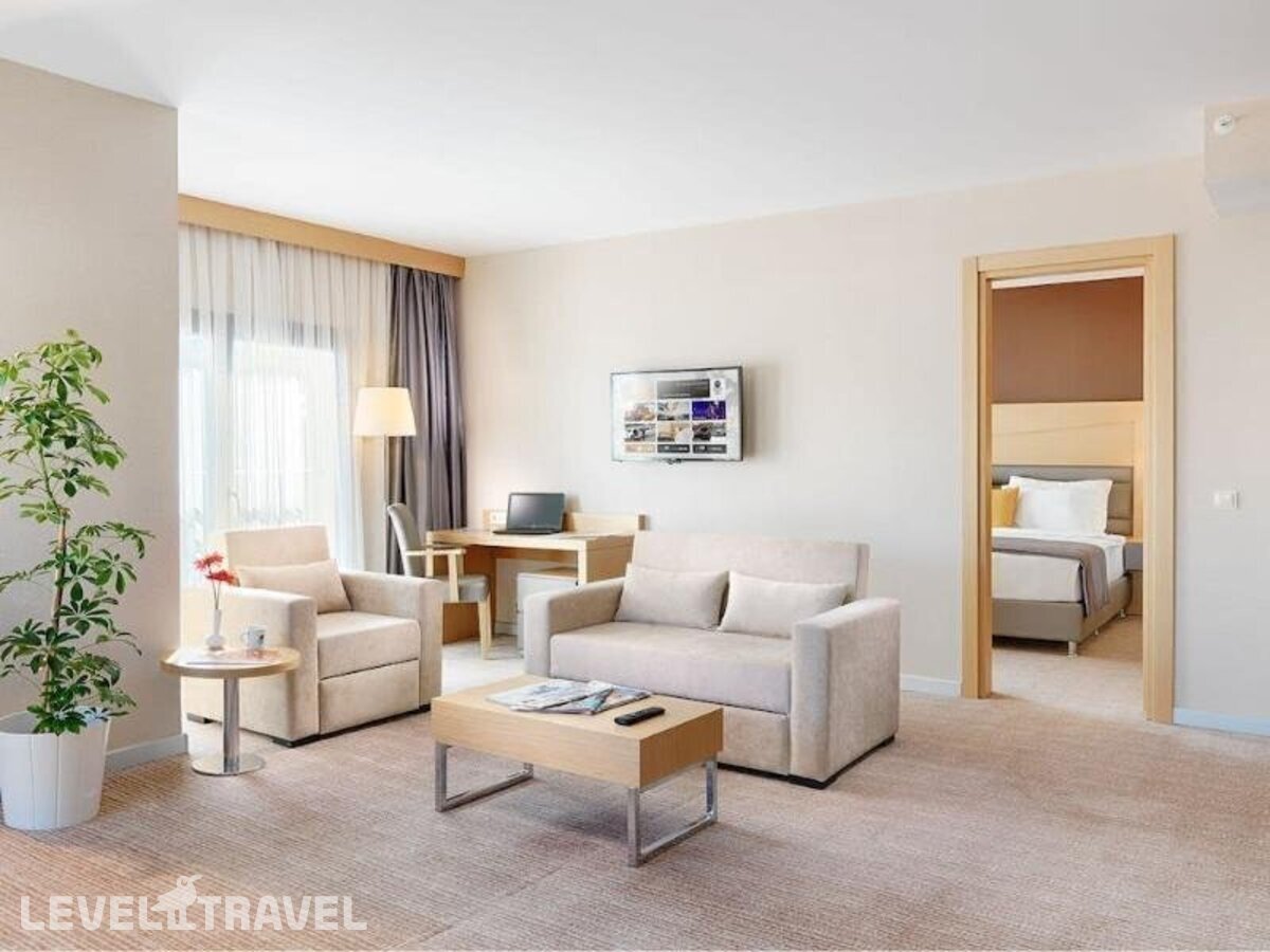 фотографии номера Стандартный номер отеля Kordon Hotel Cankaya в Турция(Измир) - фото №5