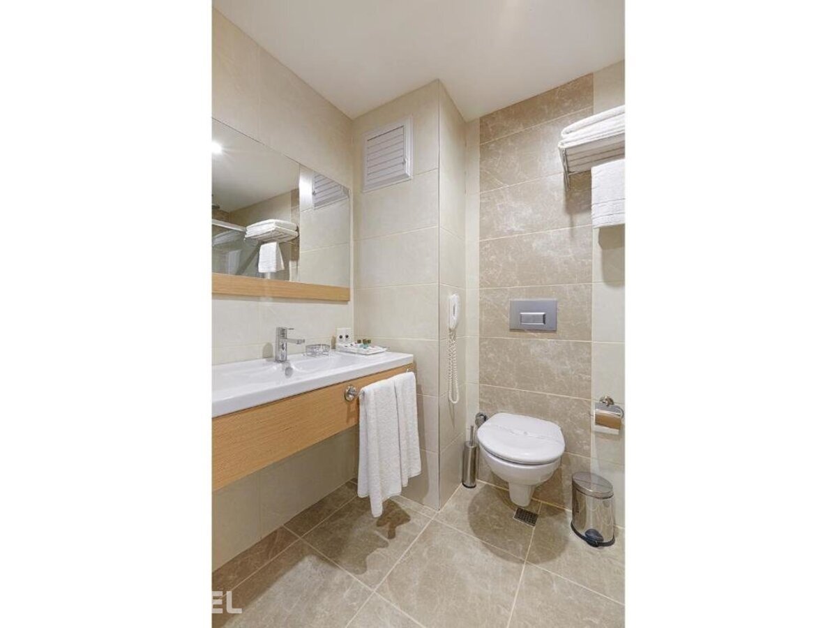 фотографии номера Делюкс отеля Kordon Hotel Cankaya в Турция(Измир) - фото №4