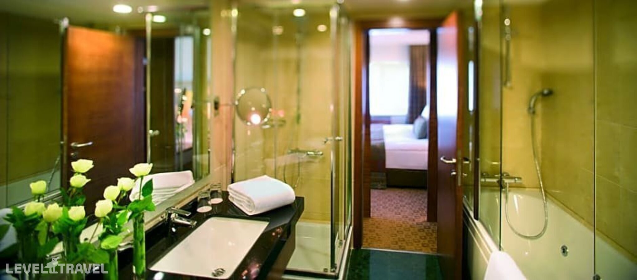 фотографии номера Одноместный полулюкс отеля Mövenpick Hotel Izmir в Турция(Измир) - фото №3