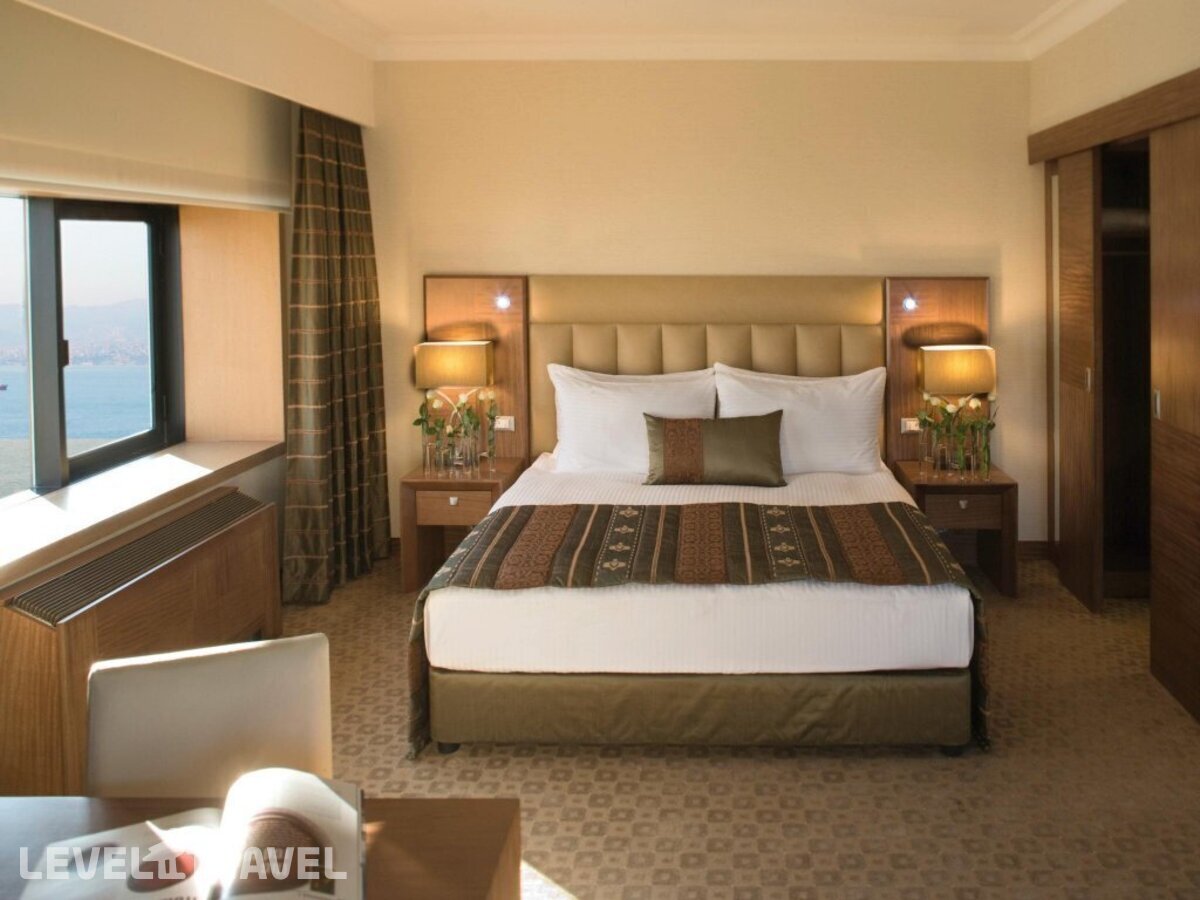 фотографии номера Одноместный полулюкс отеля Mövenpick Hotel Izmir в Турция(Измир) - фото №1