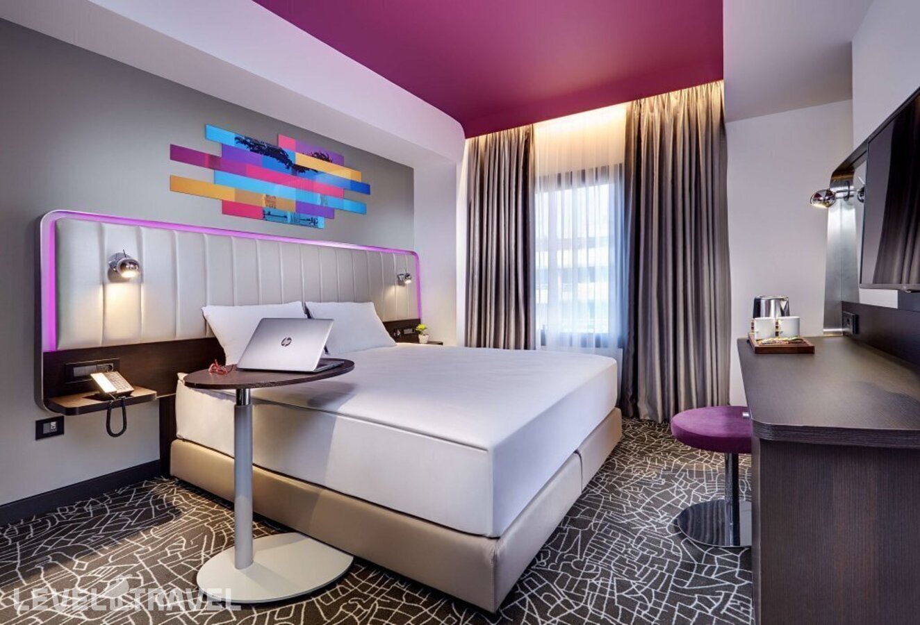 фотографии номера Улучшенный с видом на море отеля Park Inn By Radisson Izmir в Турция(Измир) - фото №2