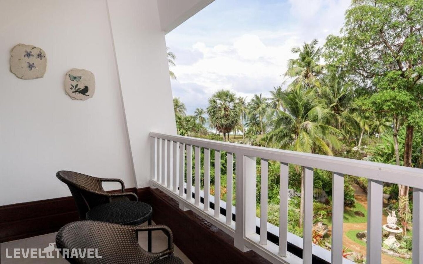 фотографии номера Делюкс с террасой (две односпальные кровати) отеля Thavorn Palm Beach Resort в Таиланд(Карон Бич) - фото №7