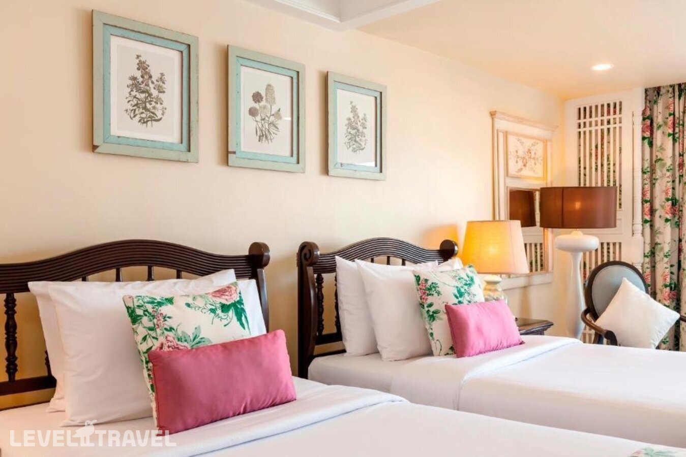 фотографии номера Делюкс с террасой (две односпальные кровати) отеля Thavorn Palm Beach Resort в Таиланд(Карон Бич) - фото №9