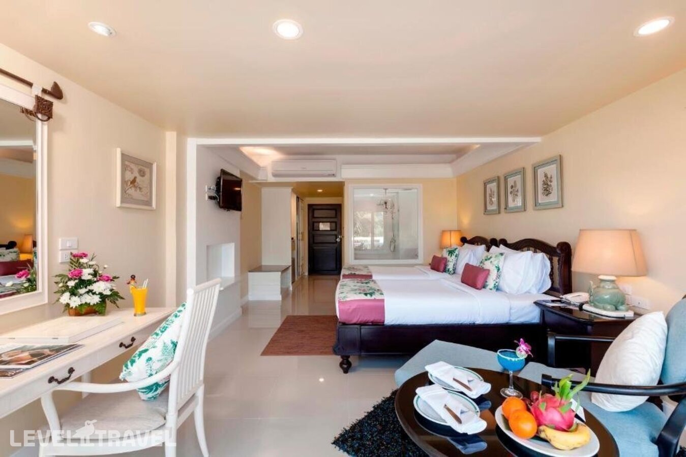 фотографии номера Делюкс с террасой (две односпальные кровати) отеля Thavorn Palm Beach Resort в Таиланд(Карон Бич) - фото №18