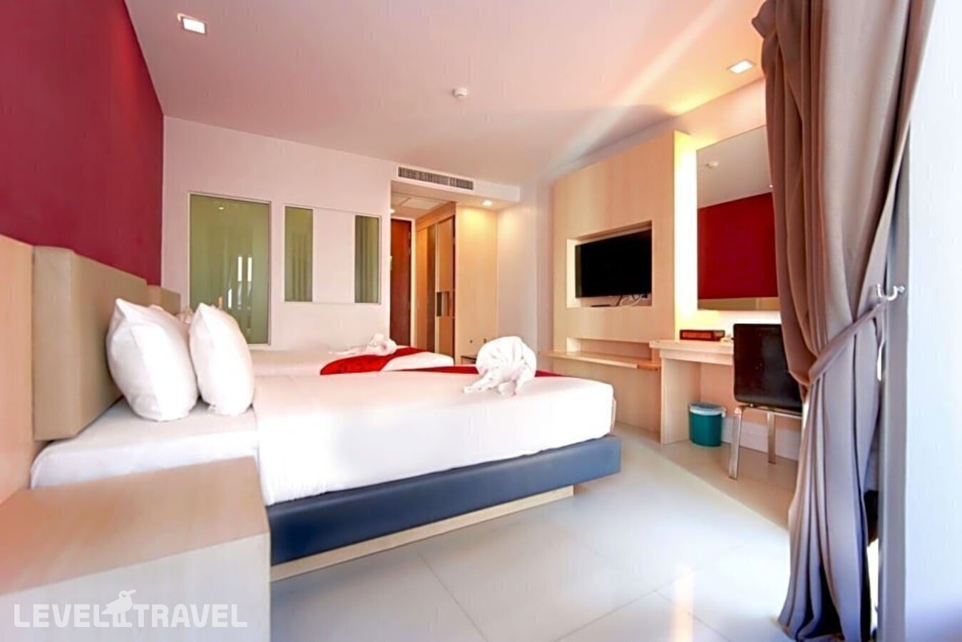 фотографии номера Улучшенный с видом на бассейн отеля Andatel Grande Hotel в Таиланд(Патонг Бич) - фото №6