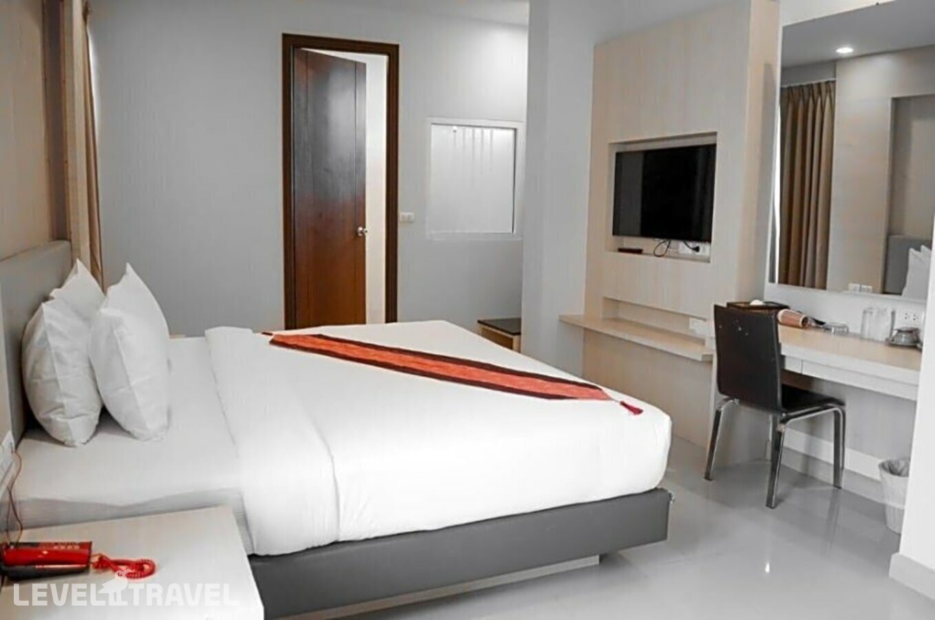 фотографии номера Улучшенный с видом на бассейн отеля Andatel Grande Hotel в Таиланд(Патонг Бич) - фото №37