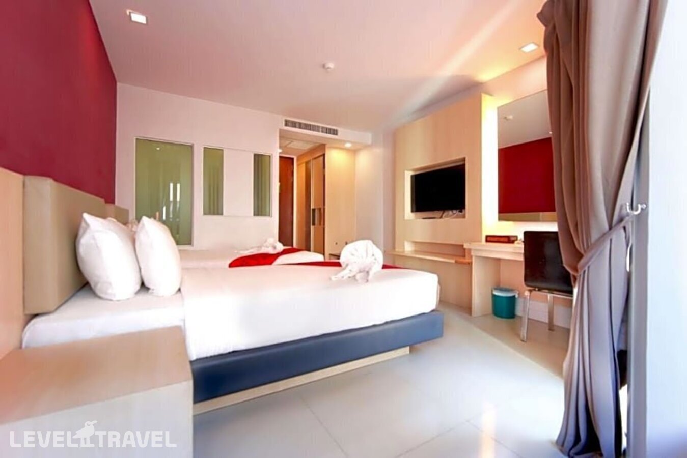 фотографии номера Улучшенный с видом на бассейн отеля Andatel Grande Hotel в Таиланд(Патонг Бич) - фото №17