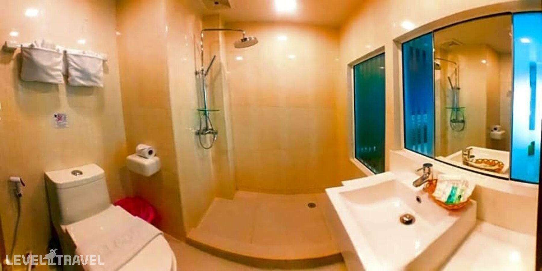 фотографии номера Делюкс с видом на бассейн отеля Andatel Grande Hotel в Таиланд(Патонг Бич) - фото №29