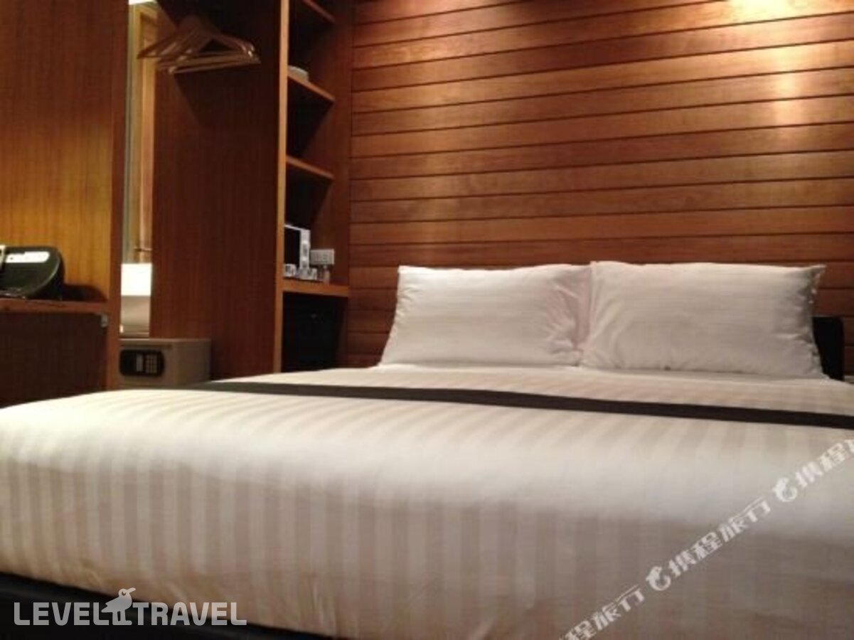 фотографии номера Улучшенный люкс отеля 5ive Beach House Hotel в Таиланд(Джомтьен) - фото №3