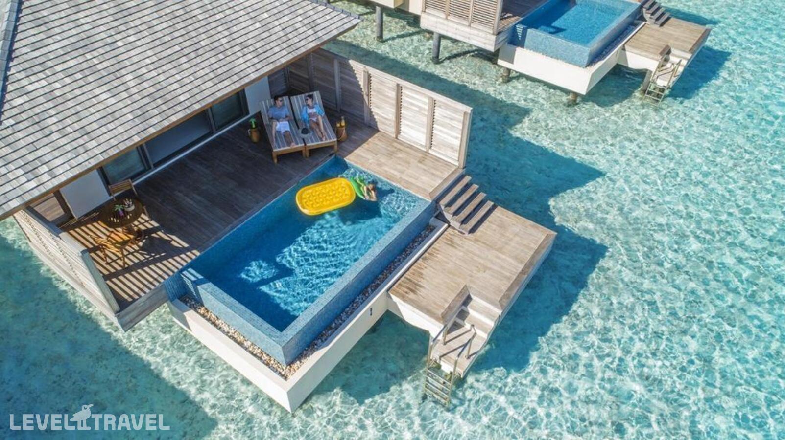 фотографии номера Вилла на воде Sunrise с бассейном отеля The Residence Maldives At Dhigurah в Мальдивы(Гаафу Алиф Атолл) - фото №2