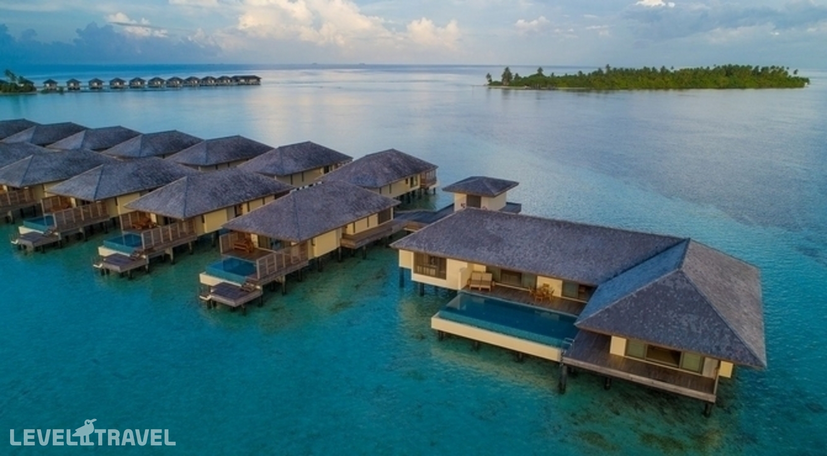 фотографии номера Вилла на воде Sunset (2 спальни) с бассейном отеля The Residence Maldives At Dhigurah в Мальдивы(Гаафу Алиф Атолл) - фото №6