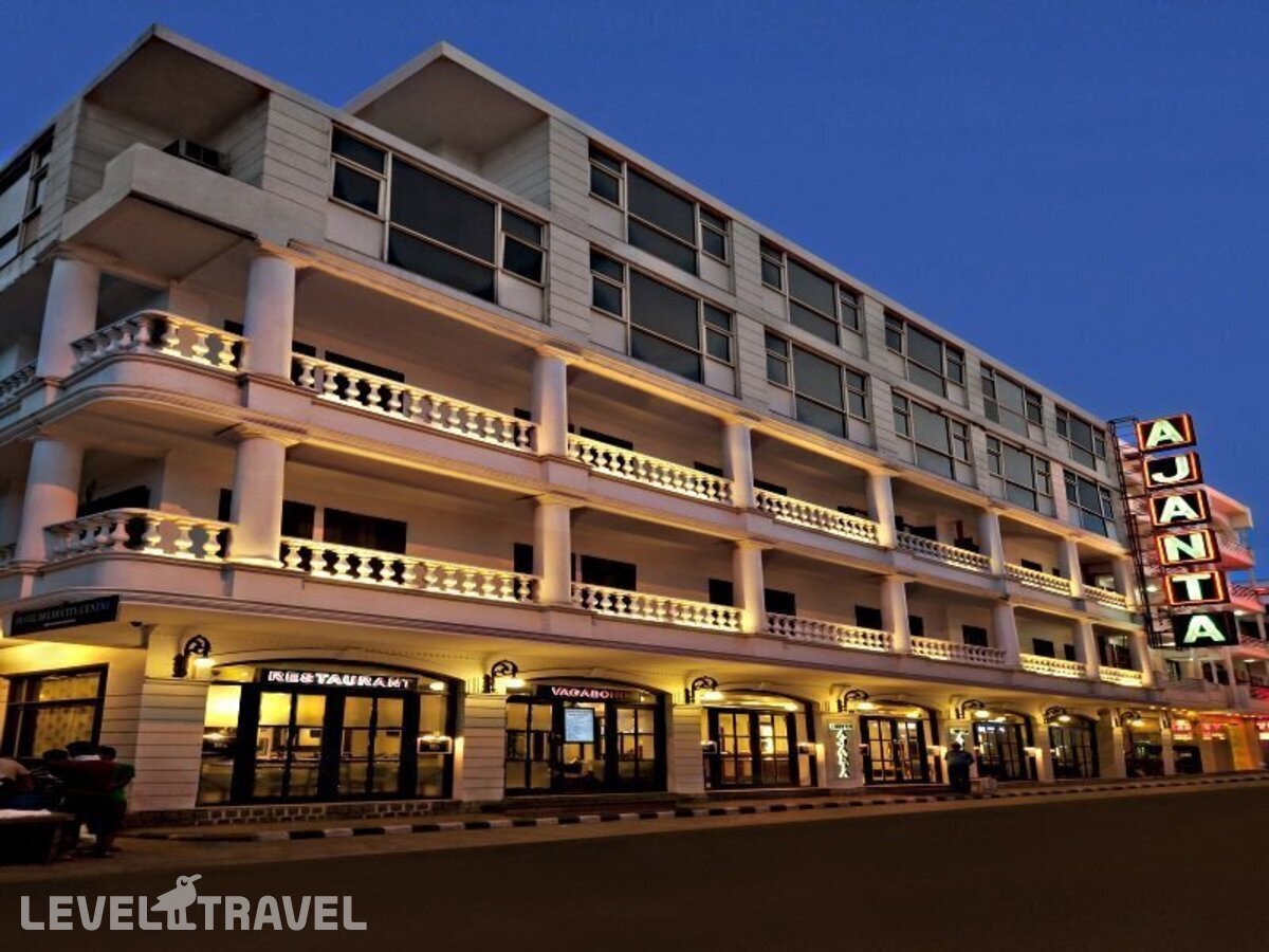 фотографии номера Трехместный люкс отеля Hotel Ajanta в Индия(Нью-Дели) - фото №17
