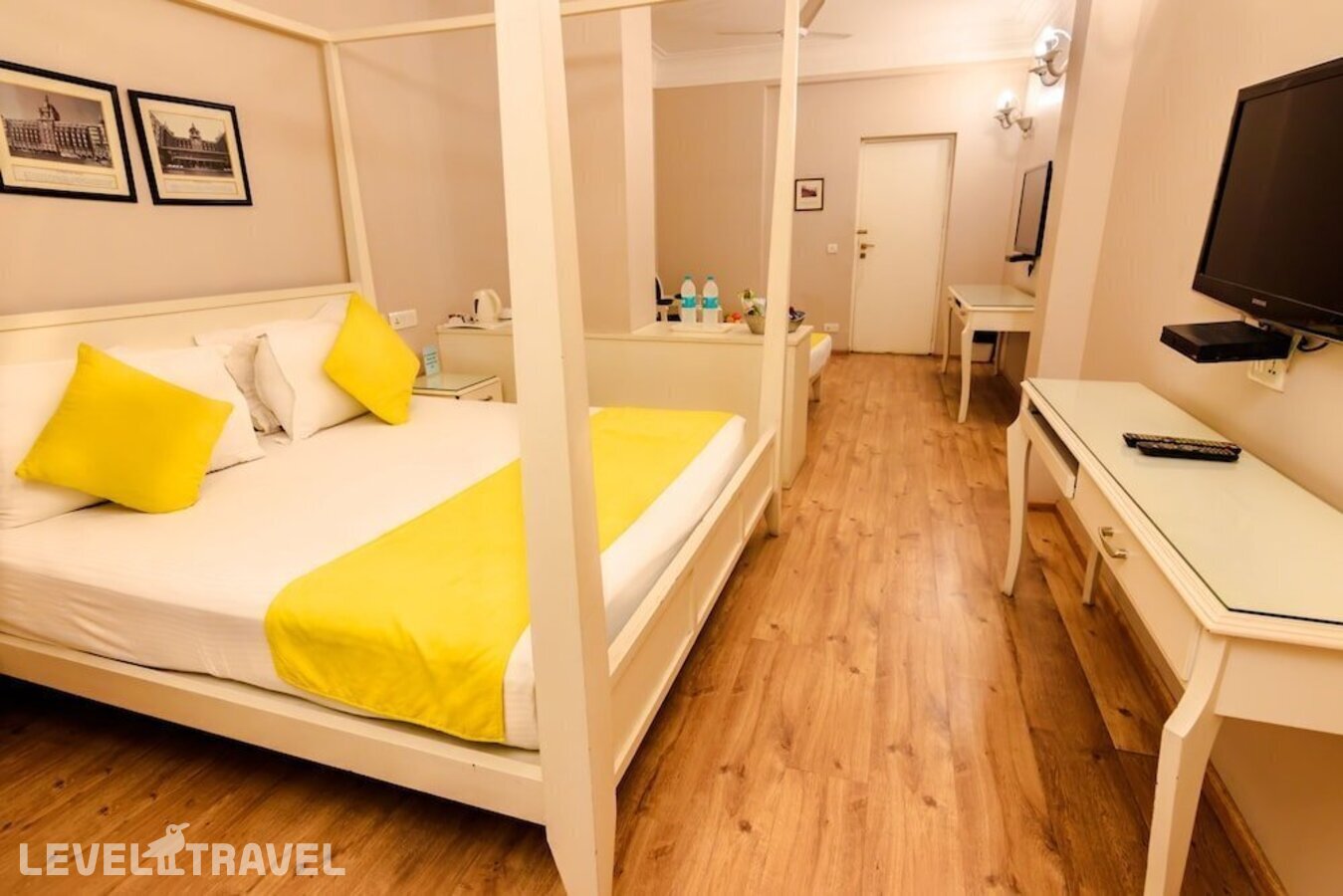 фотографии номера Трехместный люкс отеля Hotel Ajanta в Индия(Нью-Дели) - фото №4