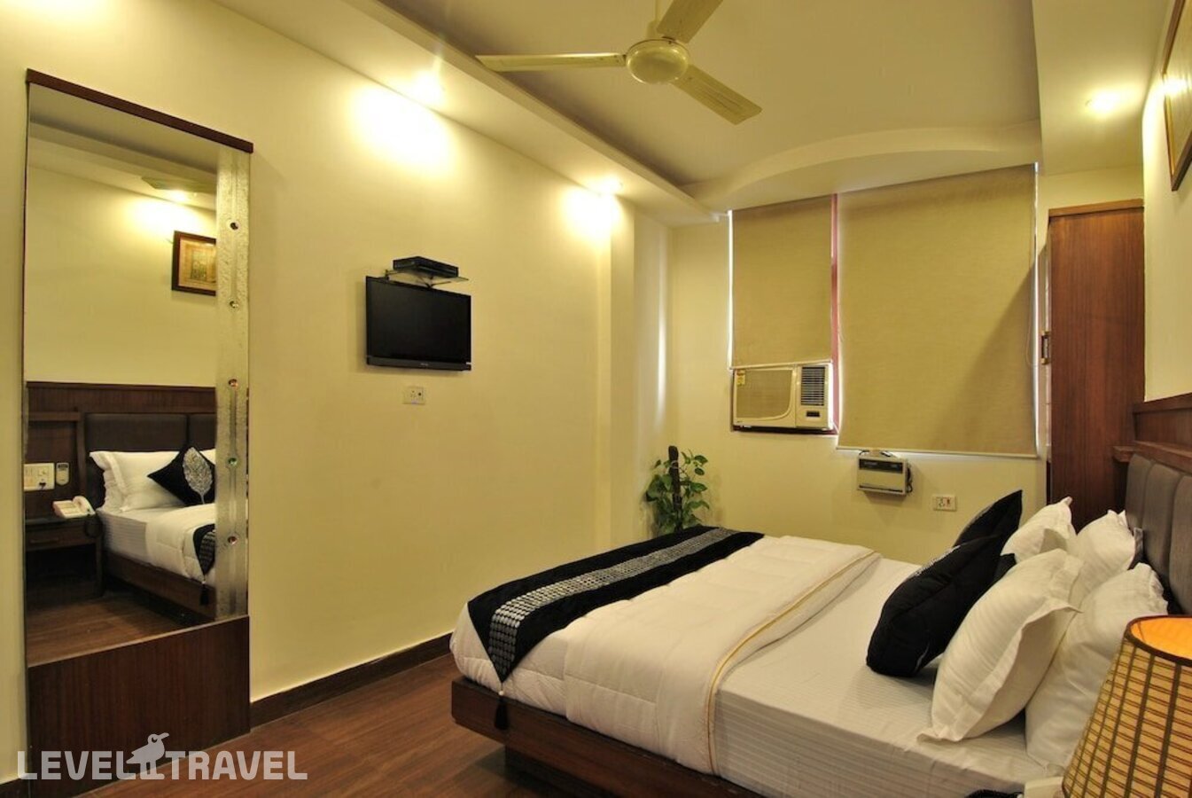 фотографии номера Стандартный номер отеля Hotel Toronto в Индия(Нью-Дели) - фото №10