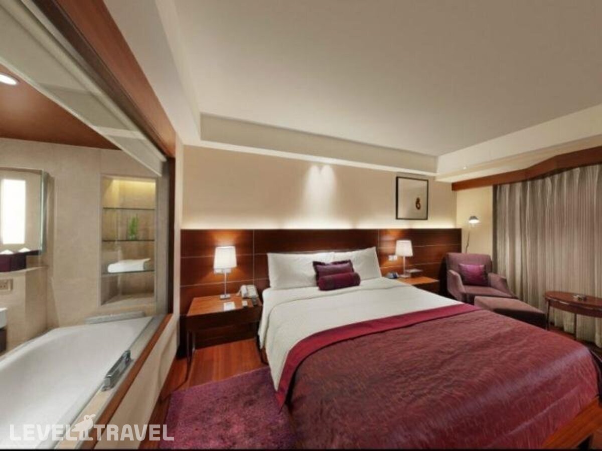 фотографии номера Номер Премьер отеля The Lalit New Delhi в Индия(Нью-Дели) - фото №6